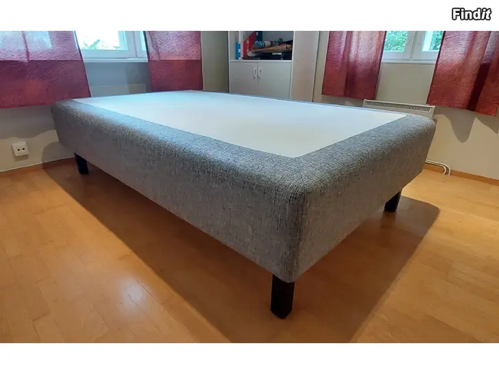 Säljes Säng 120 cm