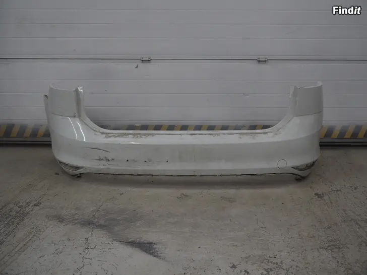 Myydään Volkswagen Golf VII 13-17 Variant takapuskuri valkoinen 5G9807421