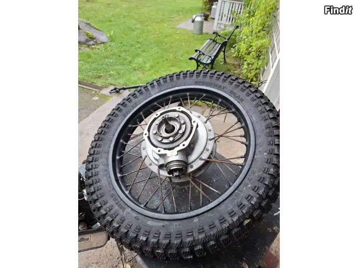 Myydään Itäpyörän takapyörä