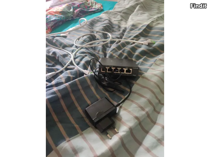 Myydään Tp sg105 s verkkokytkin