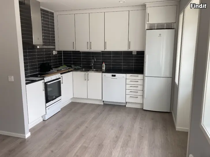 Uthyres Parhus i centrala Smedsby 2rum+stugkök+bastu 62 kvadrat