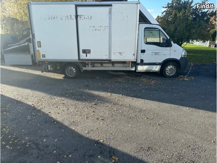 Myydään Pulla-auto