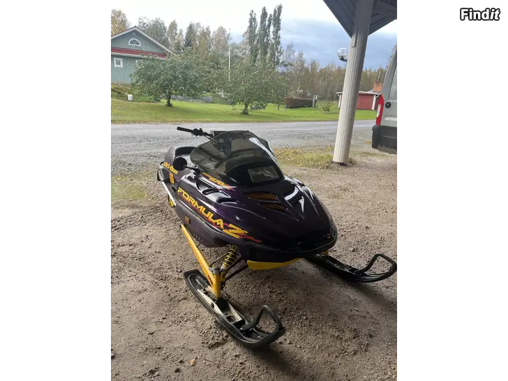 Säljes Säljes ski doo formula 670
