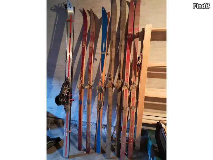 Säljes Skidor