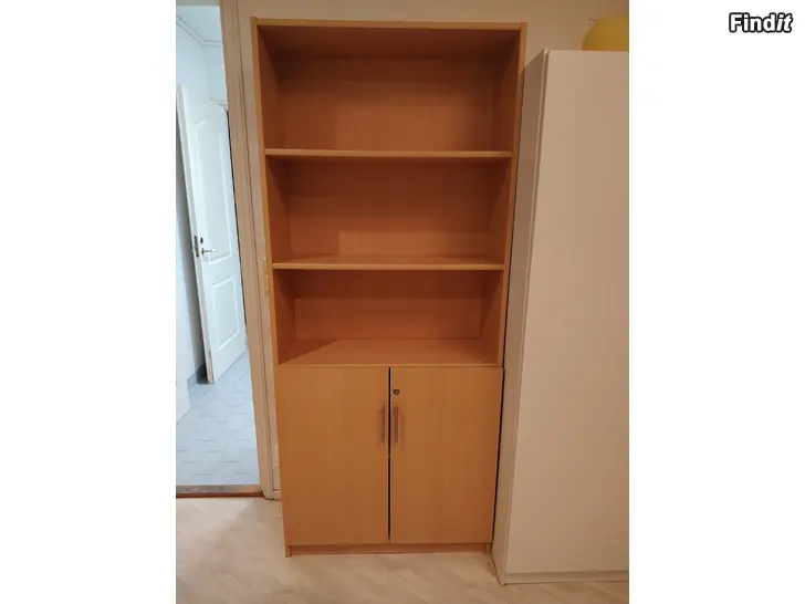Säljes Skåp/Hylla