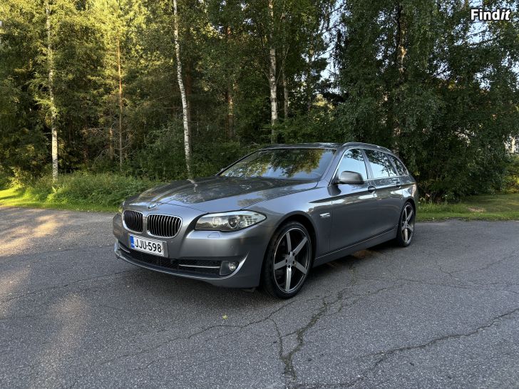 Myydään BMW 520dA F11 2012