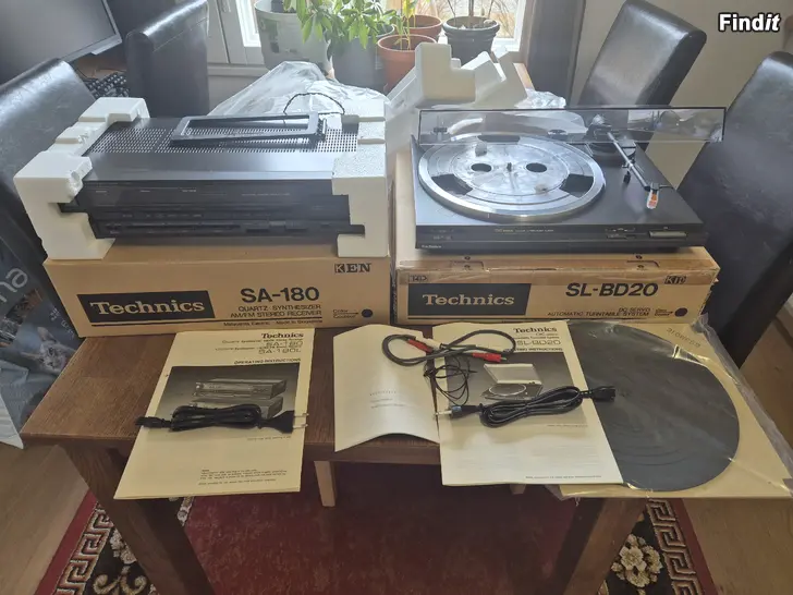 Säljes Technics SA-180 ja SL-BD20 levysoitin