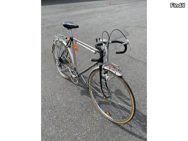 Myydään Harvinaisuus Bridgestone Kabuki Submariner 1979  Ajettu vain 255 km