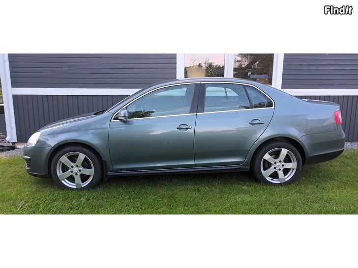 Myydään Hyvä käyttöauto VW Volkswagen Jetta  120 000 km