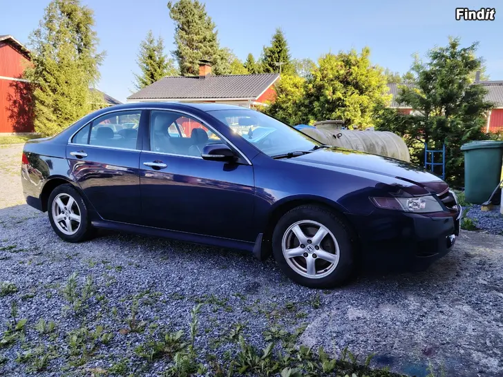 Myydään Honda Accord Sedan 2,0 bensa