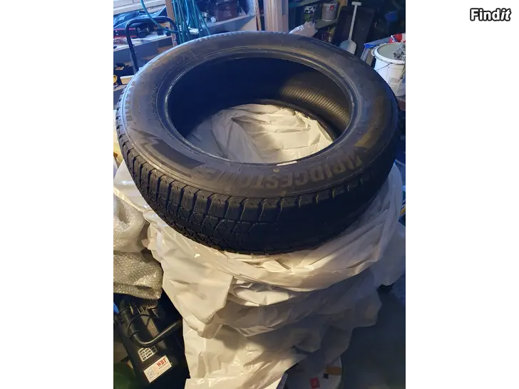 Säljes 4 st Bridgestone Blizzak 225/60R18 friktionsdäck