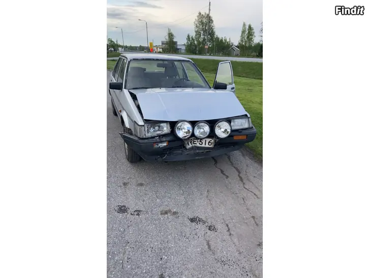 Myydään Toyota corolla 1986