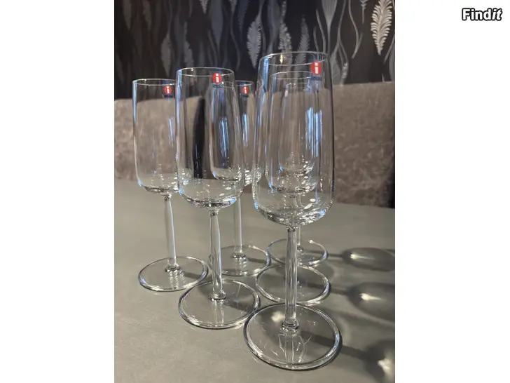 Myydään Iittala Senta kuohuviinilasit