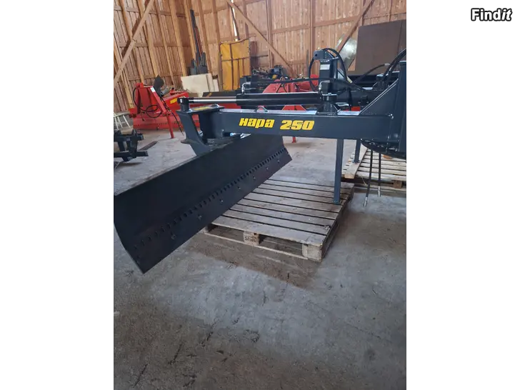 Säljes Skopor,pallgafflar mm