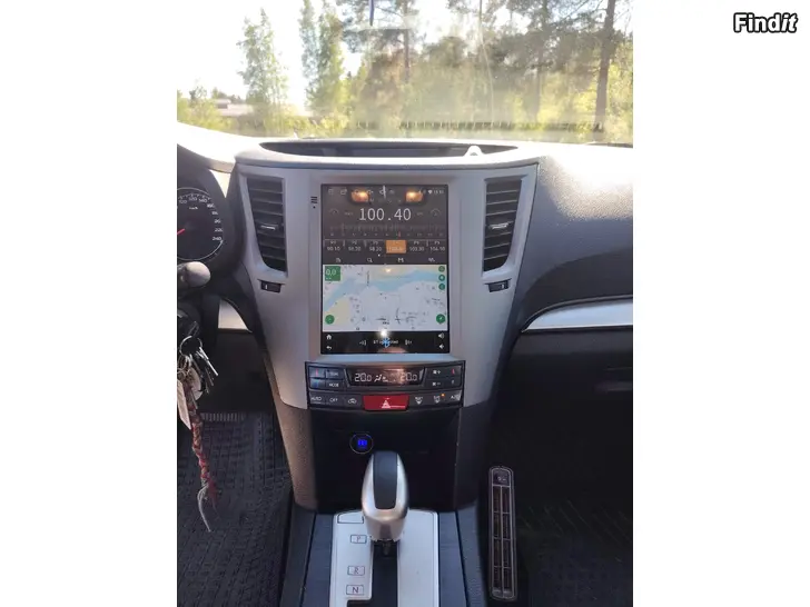 Myydään Subaru