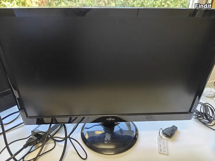 Säljes Fujitsu 23 monitor