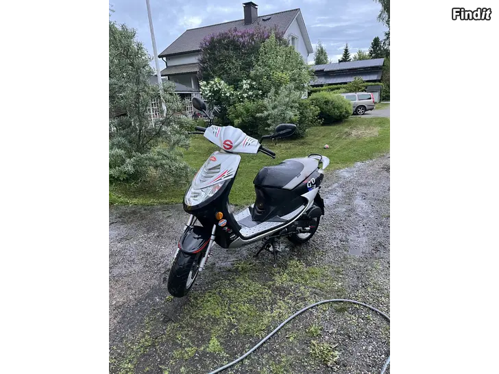Myydään Solifer speed go 2009