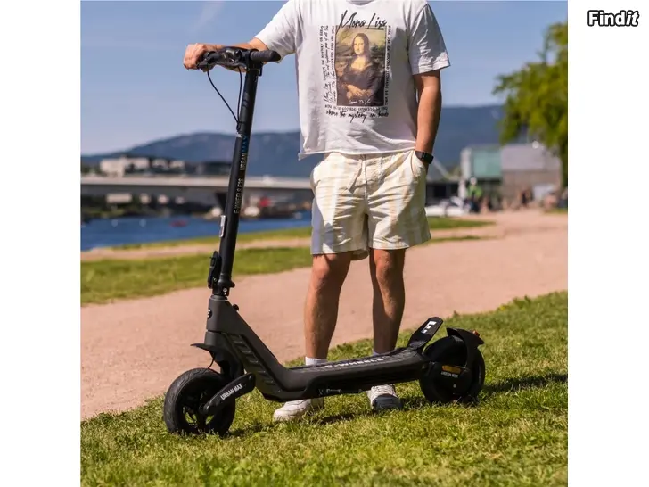 Myydään E-wheels E2S Urban Max Fulldämpad MaxControl 1300W Elsparkcykel 40km/h ++