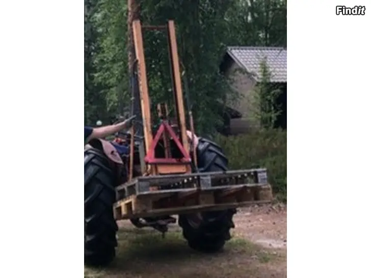 Myydään Trukkinosturi Rocla