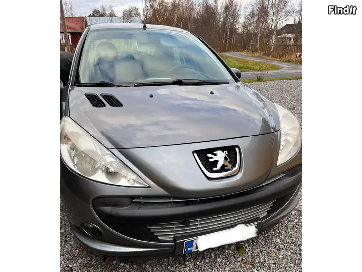 Myydään Peugeot 206+ 4ov 1360cm3 vm 2011 aj. 270000km