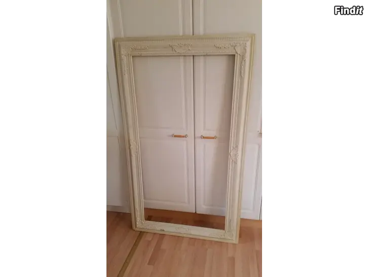 Myydään Taulun raamit peilin raamit 86cm x 146cm  -hinta 8e