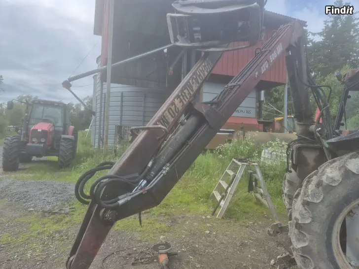 Myydään Metsäkuormain
