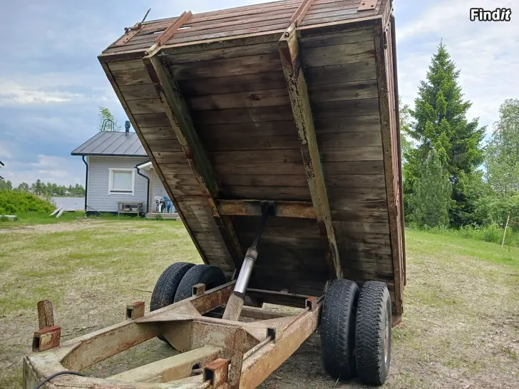 Myydään 5 tons kippkärra