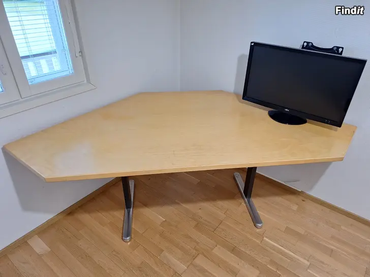Myydään Työpöytä ISKU, tehokas tilankäyttö