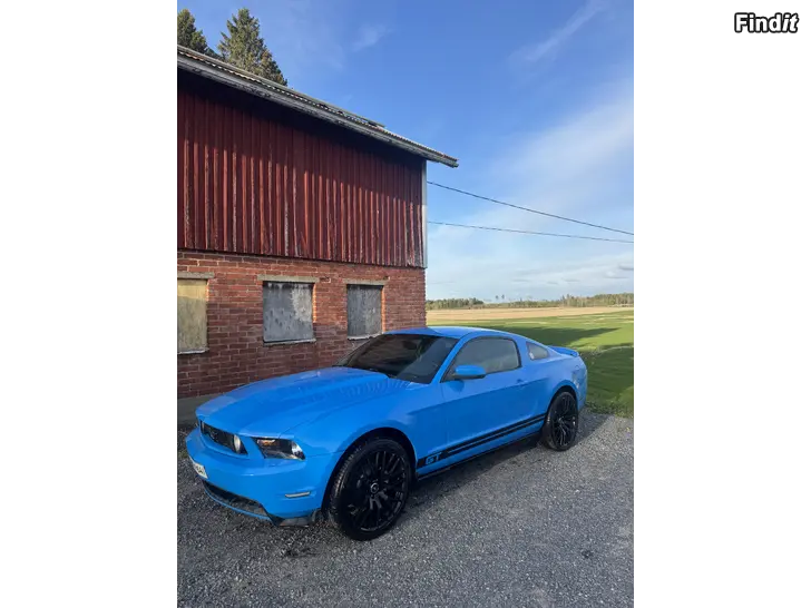 Säljes Ford Mustang V8
