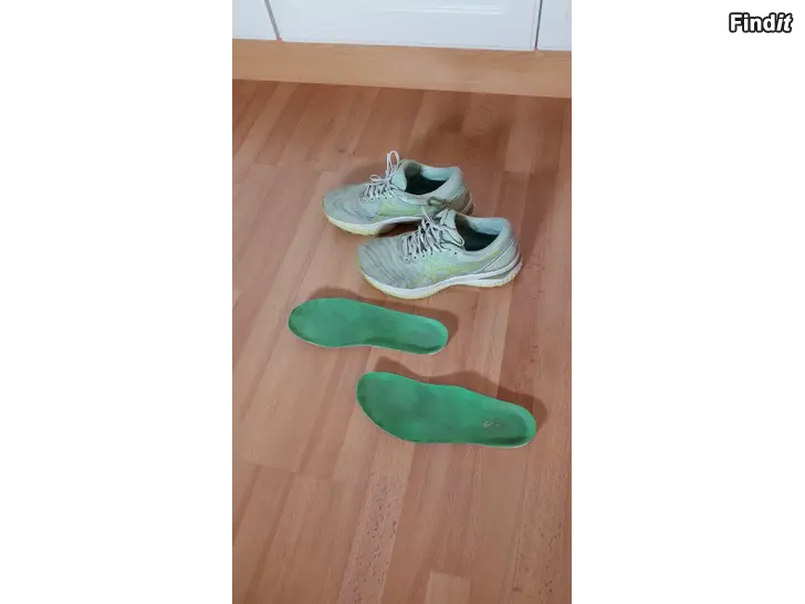 Myydään ASICS juoksukengät Asics Gel Nimbus 22 koko 39 -6e
