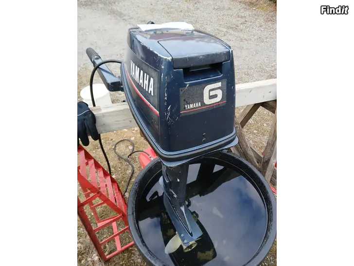 Säljes Yamaha 8 hv 2-tahti