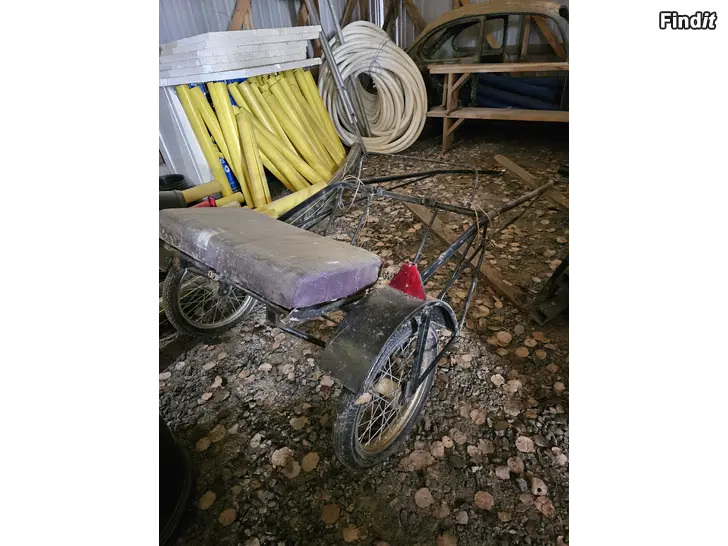 Myydään Hästkärra