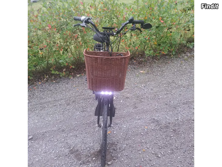 Säljes El-cykel Helkama CS 2800 Shimano 7V