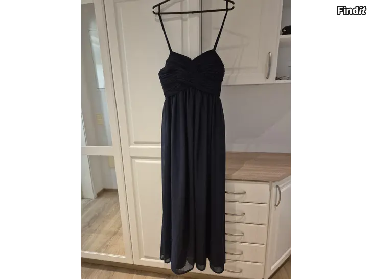 Säljes NLY klänning stl 34