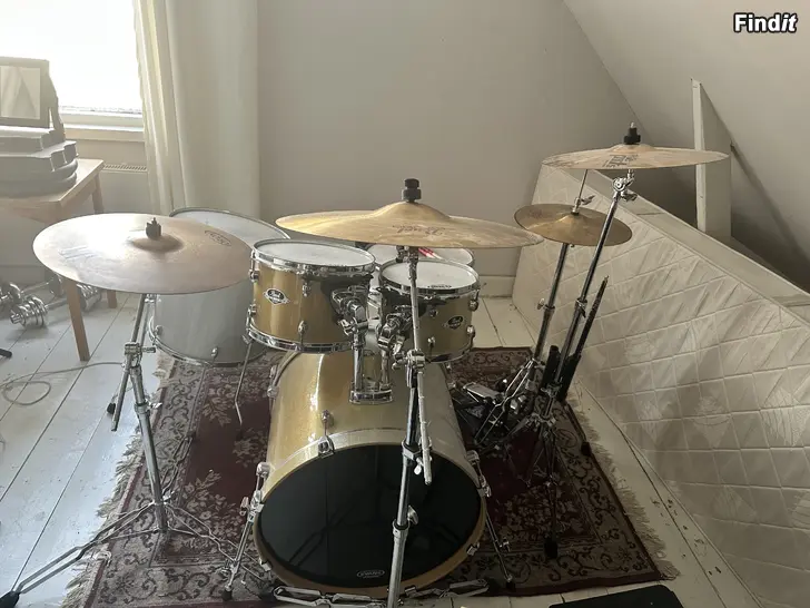 Säljes Pearl Export trumset