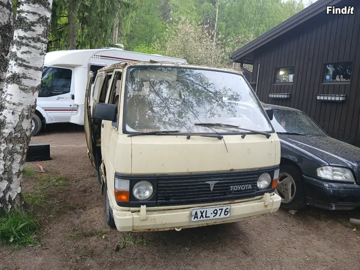 Myydään Toyota hiace