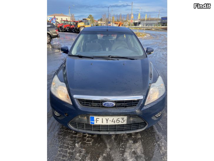 Säljes Nybesiktad Ford Focus