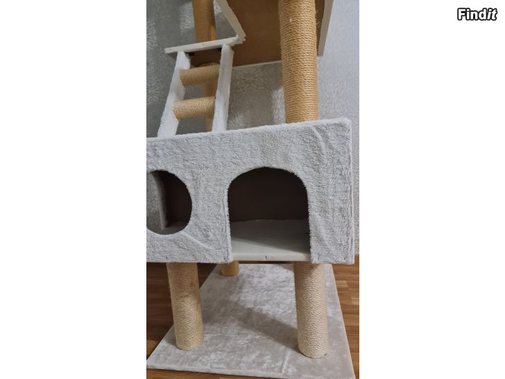 Myydään Kissan raapimispuu