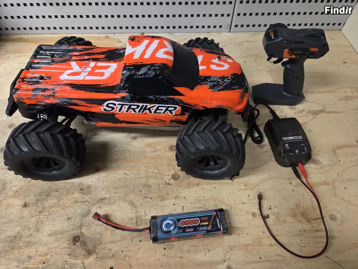 Säljes BSD Striker V2 RC-auto 110 49x23cm 35 km/h