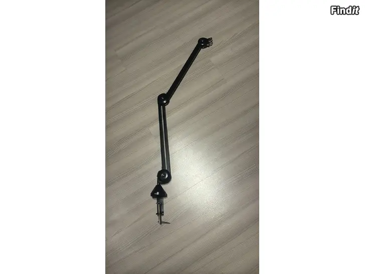 Myydään Rode mikrofon arm