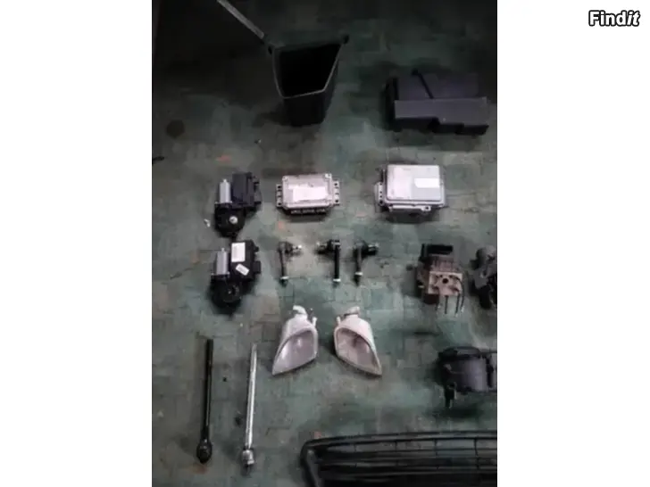 Myydään Raidetangon päät raidetangon pää raidetangon sisä