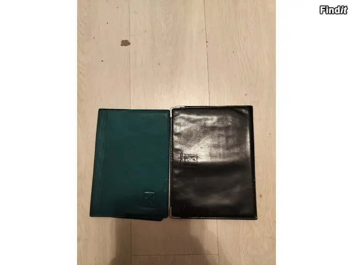 Myydään Käsikirja kansio