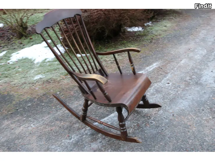 Myydään KEINUTUOLI