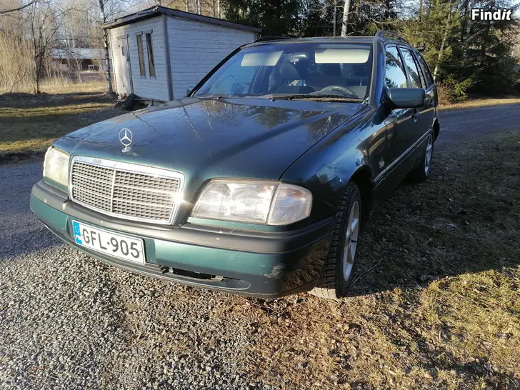Myydään Mercedes 220D w202