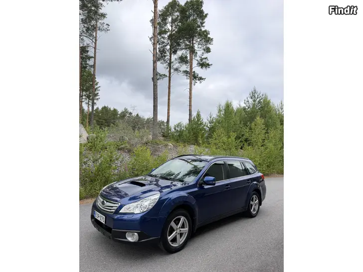 Myydään Subaru Legacy outback AWD 2.0D -11 Nybesiktad
