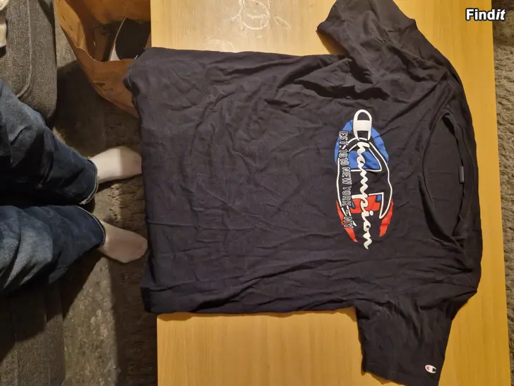 Säljes Tröjor st xl