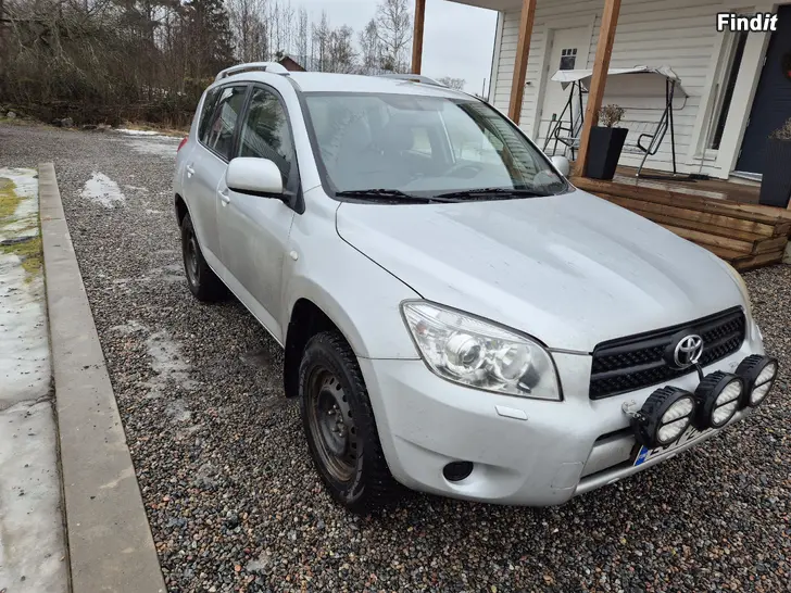 Säljes Toyota rav4 2006