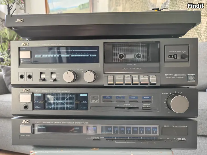 Myydään JVC Vintage stereosarja