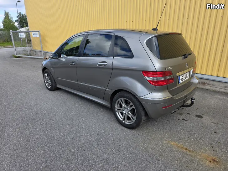 Säljes Mercedes-Benz B 200 Turbo -05 254tkm