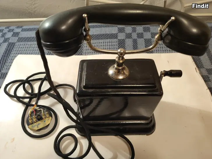Myydään L.M. ERICSSON, 1900-luvun alun pöytäpuhelin